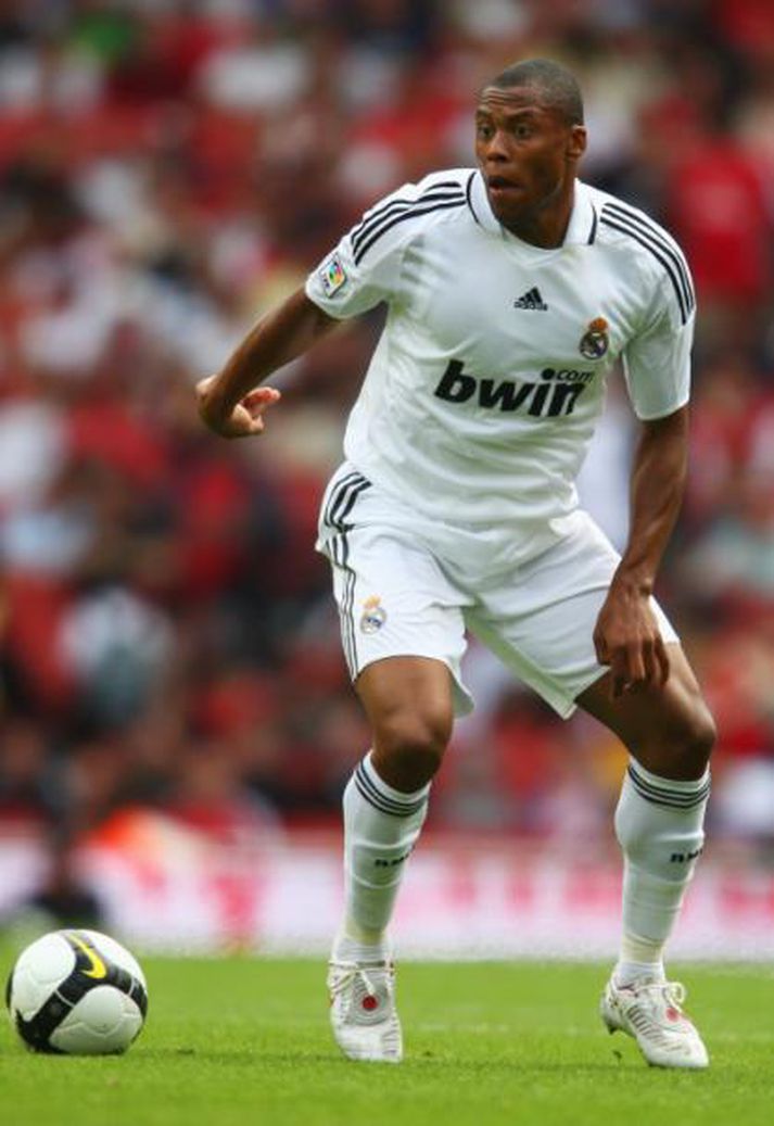 Julio Baptista.