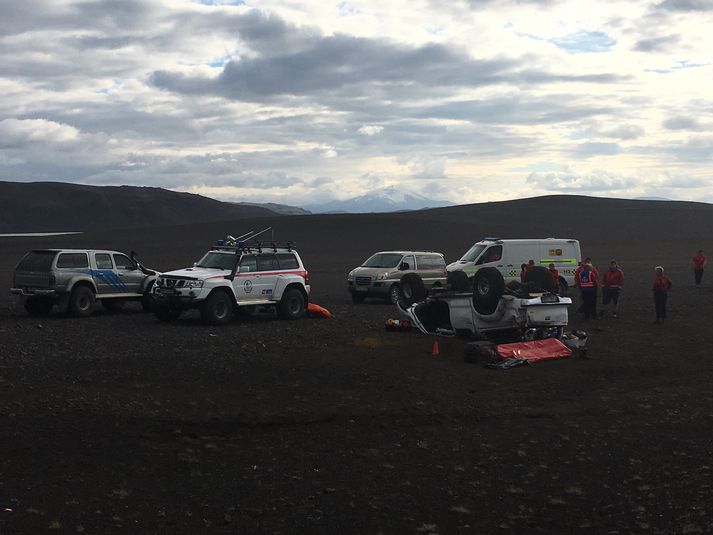 Jeppi fólksins valt á Sprengisandsleið í dag. Myndin tóku björgunarsveitarmenn sem komu fyrstir á vettvang.