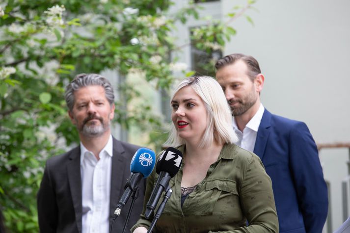 Dóra Björt Guðjónsdóttir sést hér, ásamt Degi B. Eggertssyni og Einari Þorsteinssyni, þegar nýr meirihluti var kynntur sumarið 2022.