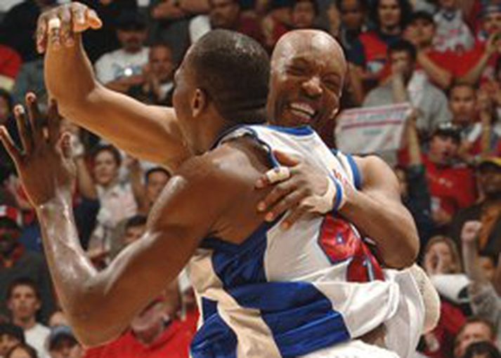 Sam Cassell og félagar í LA Clippers verða í beinni á NBA TV í nótt