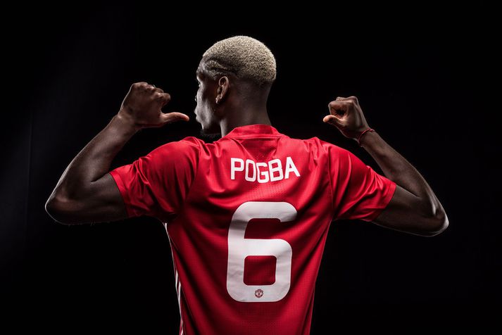 Pogba fer í gömlu treyjuna hans Gary Pallister.