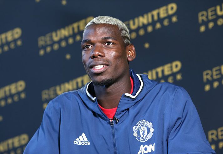 Pogba er hann var kynntur til leiks hjá Man. Utd.