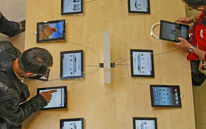 Apple seldi 3 milljón eintök af nýju iPad spjaldtölvunni á fjórum dögum.