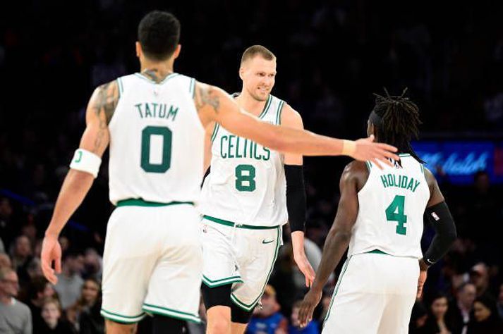 Boston Celtics eru einum sigri frá úrslitaeinvígi NBA-deildarinnar.