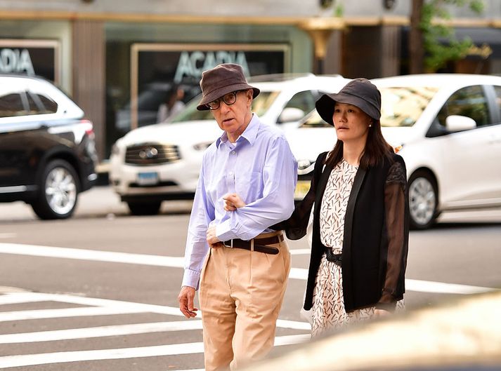 Woody Allen og Soon-Yi-Previn hafa verið gift í 21 ár.