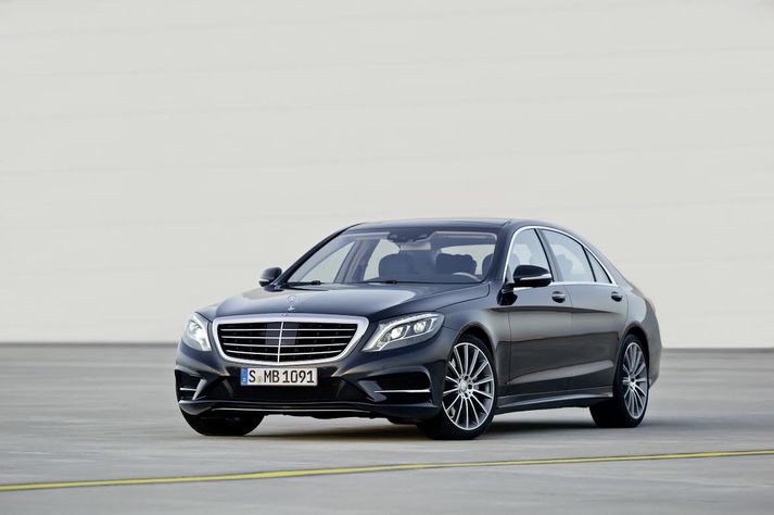 Mercedes Benz S-Class lúxusbíllinn.