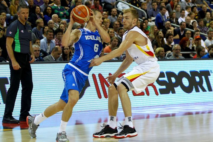 Jakob Örn Sigurðarson í leik með íslenska landsliðinu á Eurobasket.