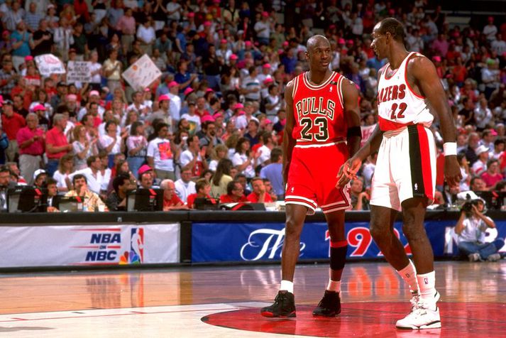 Michael Jordan of Clyde Drexler í úrslitunum 1992.