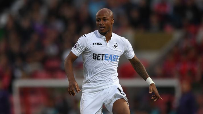 Ayew í leik með Swansea.