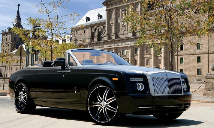 Rolls Royce Phantom Drophead.