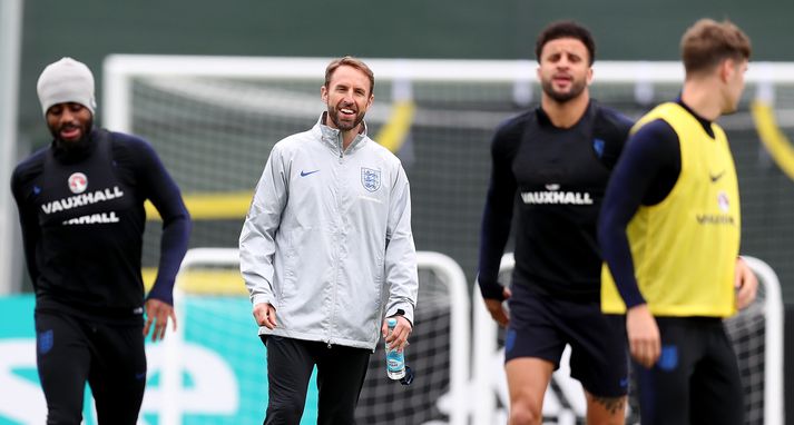 Southgate á æfingu enska landsliðsins í gær.