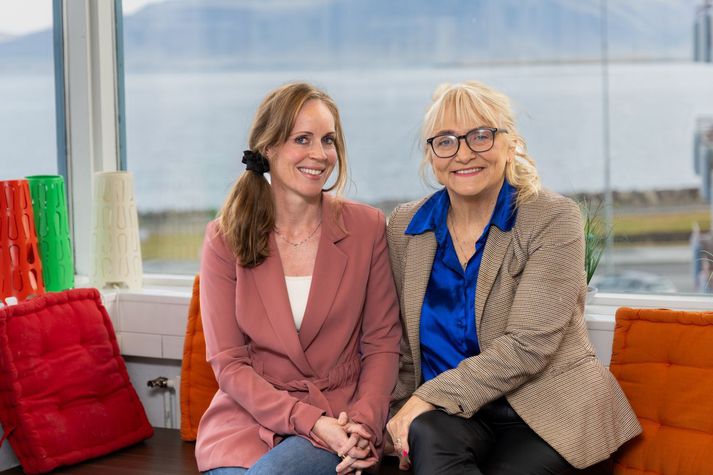 Heiðrún Ósk Sigfúsdóttir og Anna Gunnarsdóttir stofnuðu Catecut árið 2019 og nú er stílistaþjónusta fyrir verslanir orðin að veruleika, sem hjálpar net-viðskiptavinum verslana að átta sig á hvort sniðið henti þeirra líkamsbyggingu. 