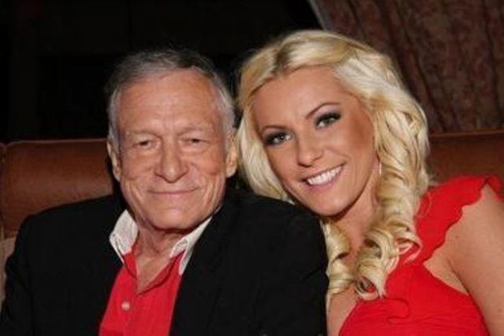 Hugh Hefner og Crystal Harris. 60 ára aldursmunur er á þeim.