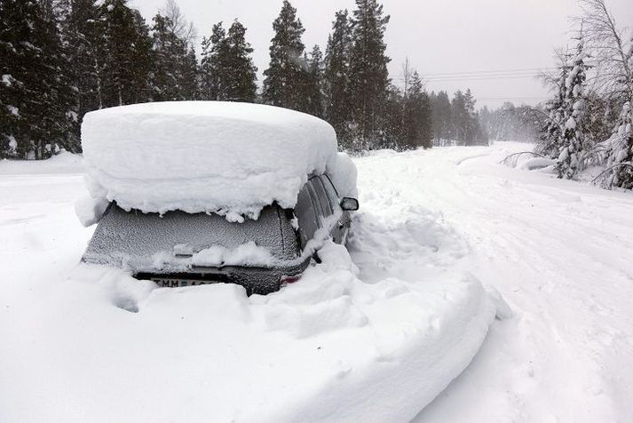 Bíllinn Bíll mannsins fannst á þessum fáfarna vegi fyrir helgi, en vegurinn er aðeins ruddur nokkrum sinnum á ári. nordicphotos/afp