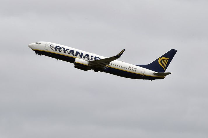 Írska lággjaldaflugfélagið Ryanair tilkynnti um fyrirætlanir sínar í gær.