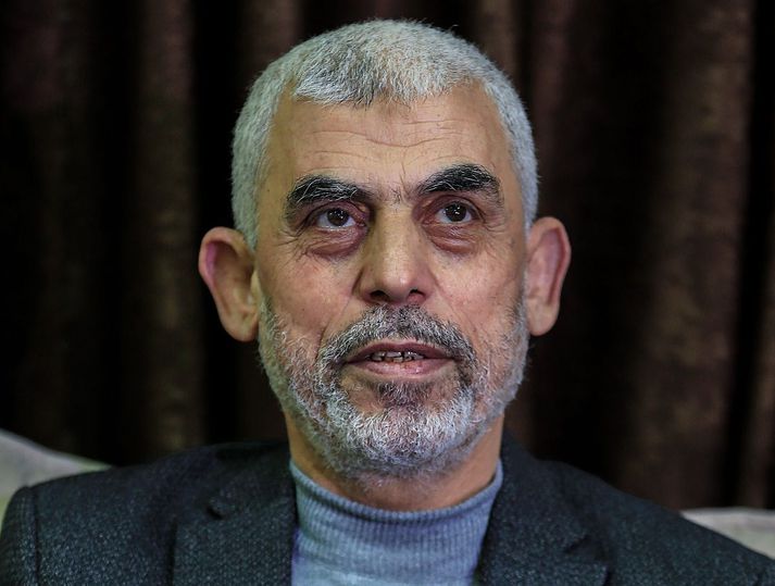 Yahya Al-Sinwar, leiðtogi Hamas-samtakanna og fimm aðrir voru ákræðir.