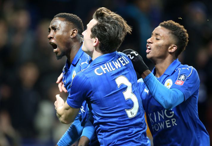 Leikmenn Leicester fagna marki Ndidi.