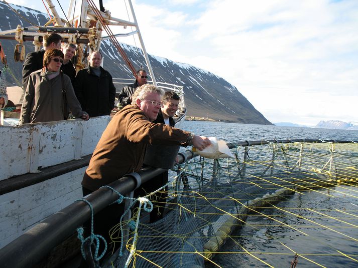 Sjávarútvegsráðherrarnir kynntu sér starfsemi nokkurra sjávarútvegsfyrirtækja.