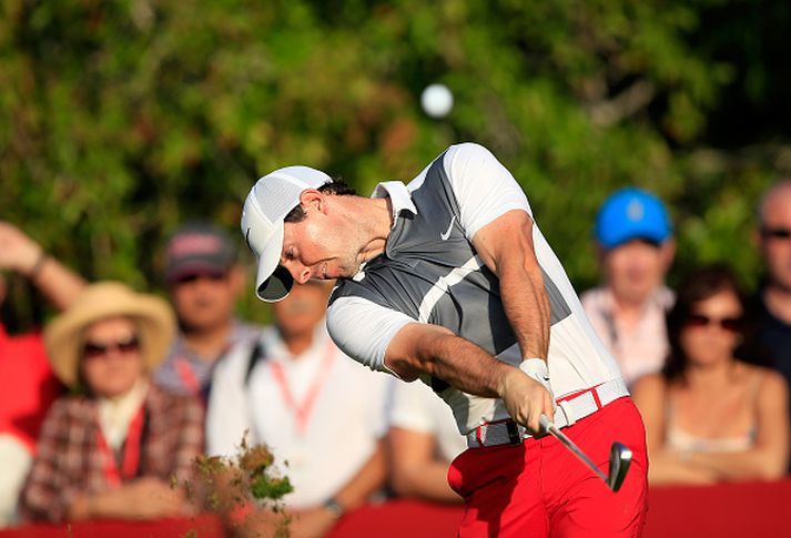 Rory hefur spilað vel í Abu Dhabi.