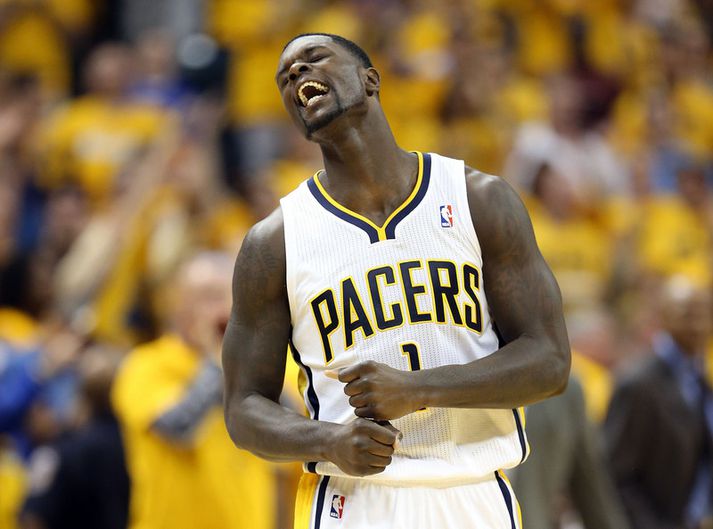 Lance Stephenson fangar sigrinum í nótt.