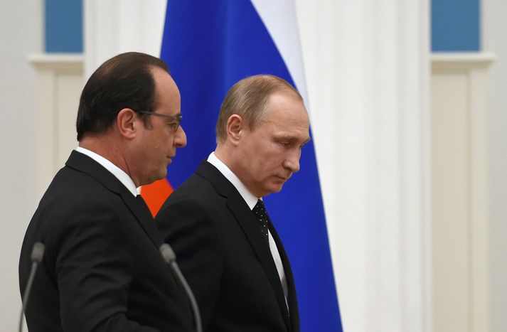 François Hollande og Vladimír Pútín, þar sem þeir hittust í Moskvu í nóvember á síðasta ári.