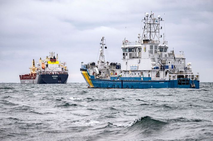 Skipið liggur nú við ankeri undan Karlskrona í Svíþjóð.