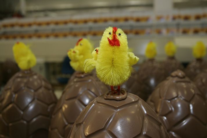 Páskaegg hafa hækkað í verði milli ára í öllum þeim verslunum sem verðkönnun (ASÍ) tók til, nema í Víði. 