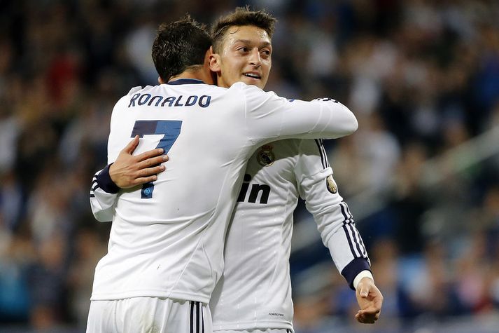 Mesut Özil og Cristiano Ronaldo.