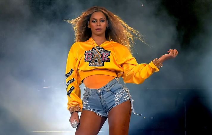 Beyoncé á Coachella í fyrra en tónleikarnir þeir fyrstu sem hún hélt eftir að hún fæddi tvíburana Rumi og Sir í júní 2017.