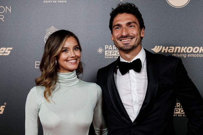 Mats Hummels mætti á Ballon D'or hófið með kærustu sinni Nicola Cavanis.