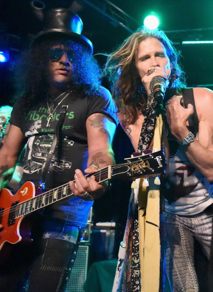 Tveir kóngar, Slash og Steven Tyler spila saman.