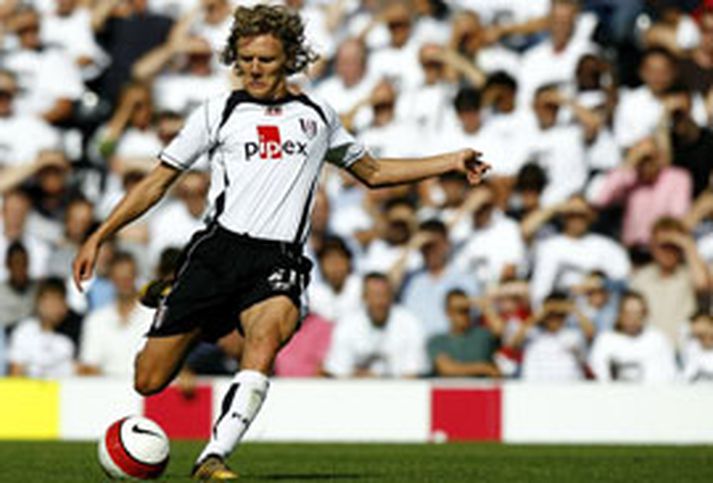 Jimmy Bullard hafði leikið frábærlega með Fulham í upphafi tímabils áður en hann meiddist illa í leik gegn Newcastle í fjórðu umferð deildarinnar í haust.