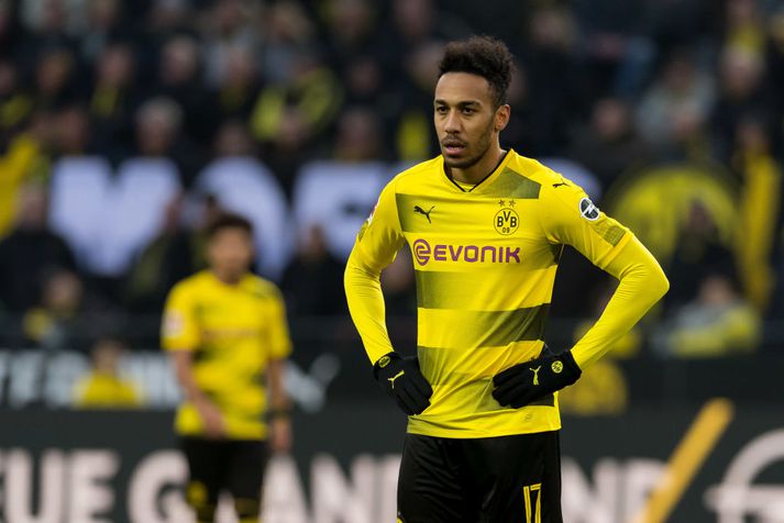 Aubameyang í leik með Dortmund um helgina. Stuðningsmenn Dortmund bauluðu þá á hann.