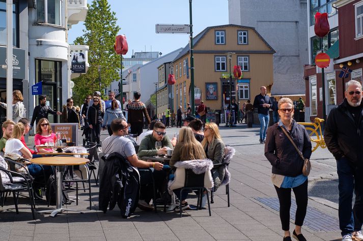 Staðurinn hafði leyfi til að selja áfengi en ekki eldaðan mat.