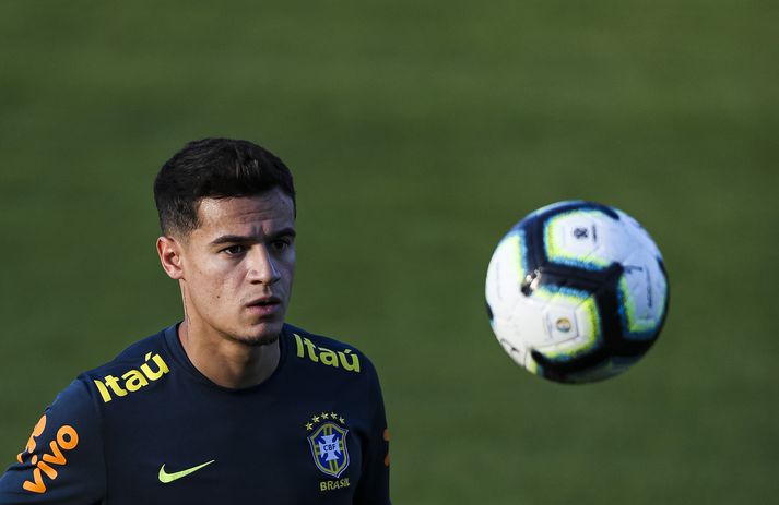 Coutinho á æfingu með brasilíska landsliðinu.