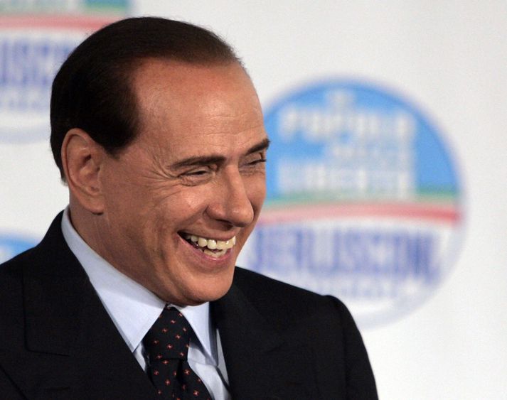 Silvio Berlusconi lofaði hörku gegn ólöglegum innflytjendum.