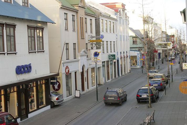 laugavegur í reykjavík
Lögregla hafði afskipti af ölvaðri konu sem stal úr búðum við Laugaveginn.
