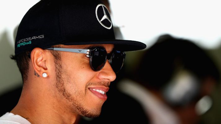 Lewis Hamilton er með forystu í Formúlu 1 keppni ársins.