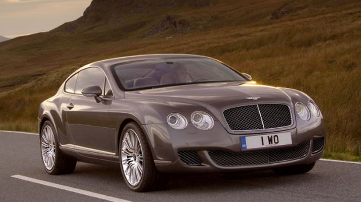 Bentley GT.