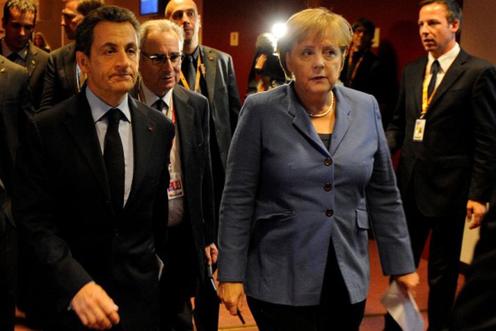 Nicolas Sarkozy, forseti Frakklands, og Angela Merkel, kanslari Þýskalands, á fundinum um helgina.