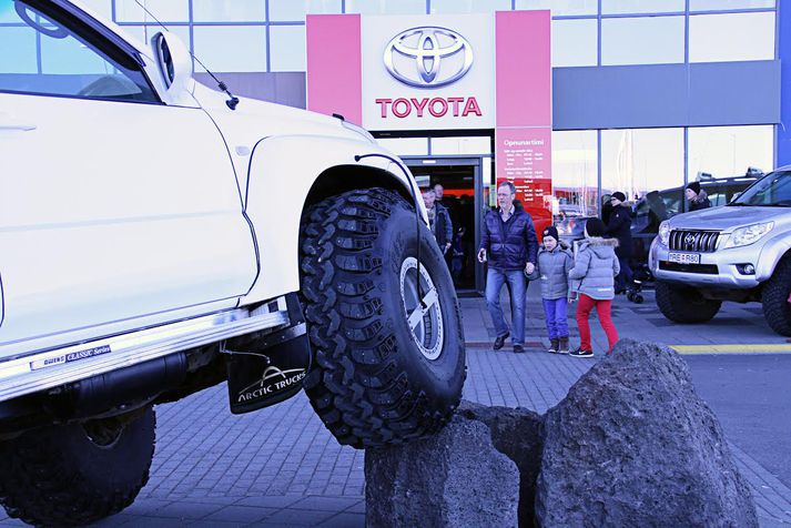 Margir myndarlegir jepparnir munu sjást á jeppadögum Toyota.