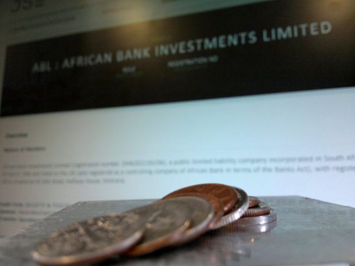 Hlutabréf African Bank Investments féllu um tæp 60 prósent í gær. 