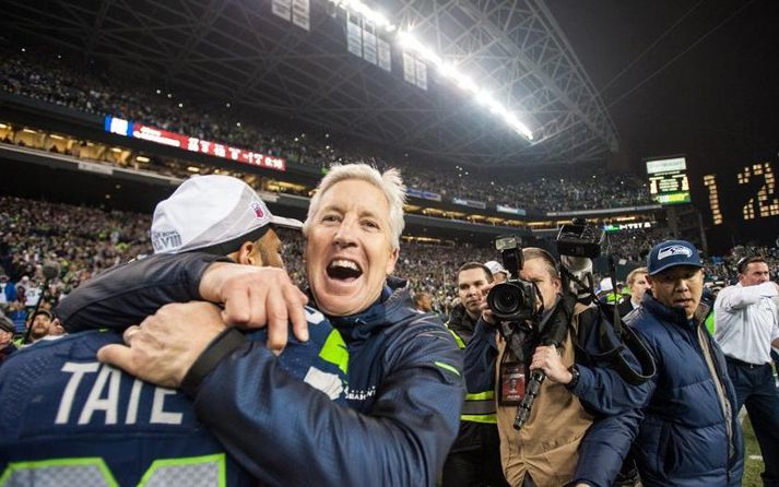 Pete Carroll þjálfari var hinn hressasti eftir sigurinn í nótt.