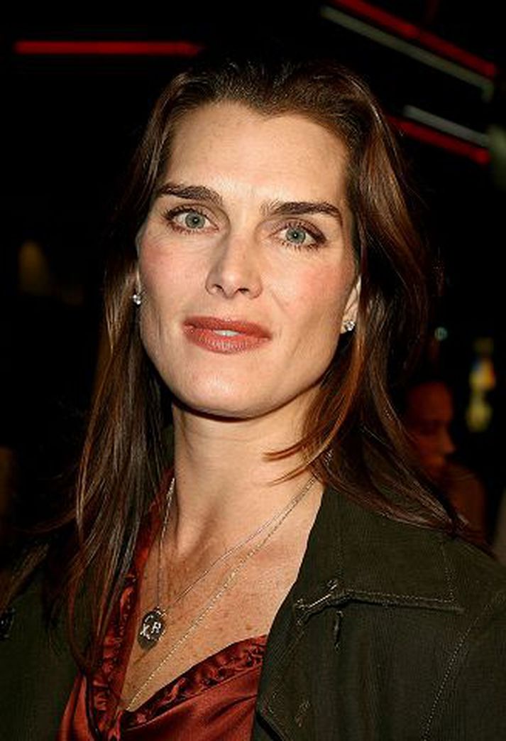 Brooke Shields segist ekki þurfa að stunda líkamsrækt eftir að hún varð móðir.