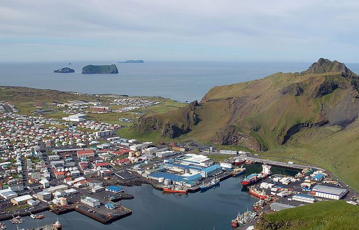 Vestmannaeyjar Forstjóri Barnaverndarstofu mun ræða við barnaverndarnefndina í Vestmannaeyjum.