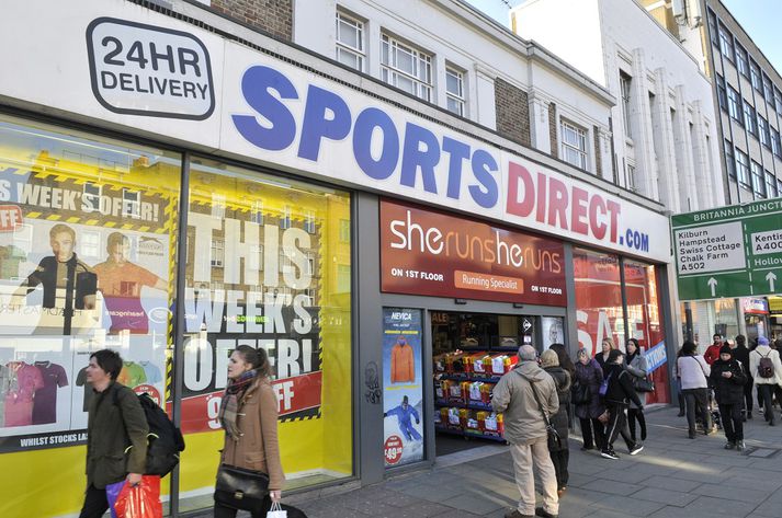 Hneykslismál hefur komið upp hjá Sports Direct, the Guardian ásakar fyrirtækið um að borga starfsmönnum í London undir lágmarkslaunum.