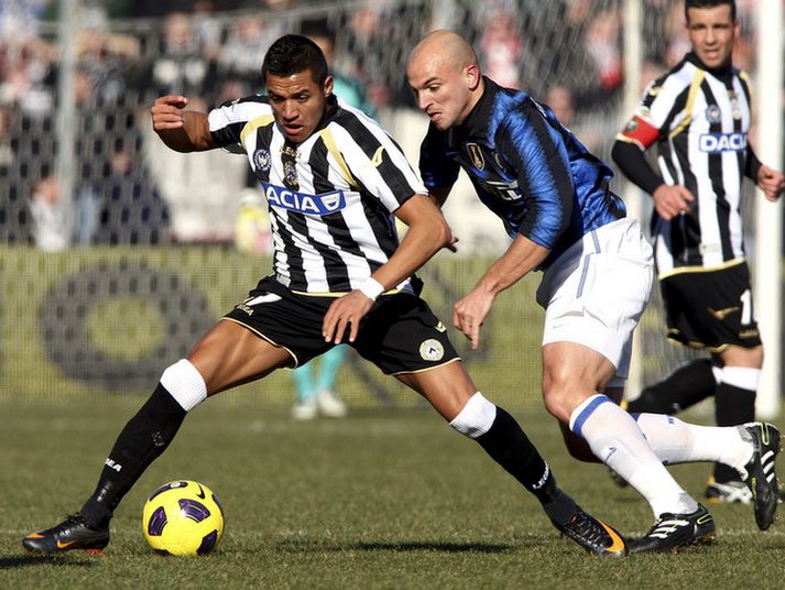 Esteban Cambiasso í leiknum í dag.