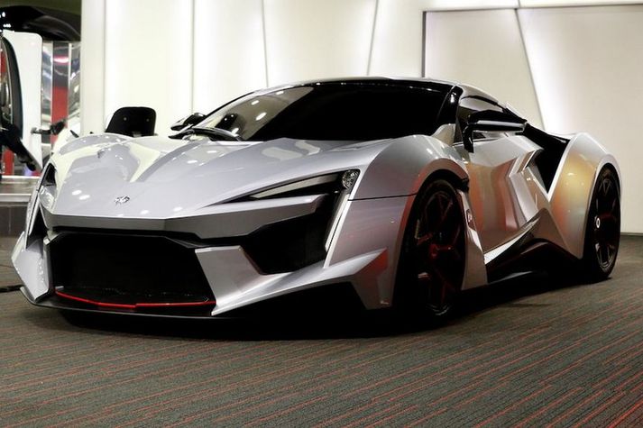 Fenyr SuperSport.