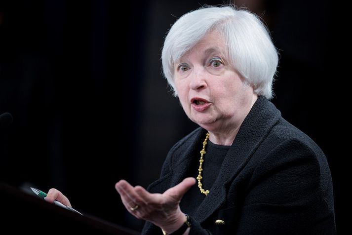 Janet Yellen er formaður peningastefnunefndarinnar og skýrði frá ákvörðuninni í dag.