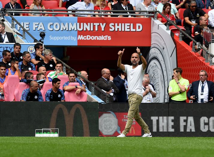 Guardiola og félagar unnu Samfélagsskjöldinn í gær.